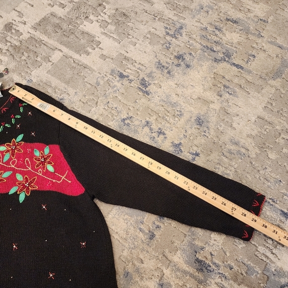 NWT White Stag Cardinal Embroidered Embellished Black Knit Cardigan 22/24 3X - Picture 3 of 16